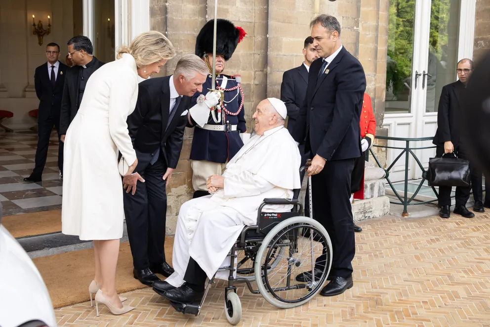 King Philippe and Queen Mathilde of Belgium welcoming Pope Francis at Laeken Castle on September 27, 2024, in Brussels, Belgium. | Source: Getty Images